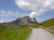 A hut near to the lake